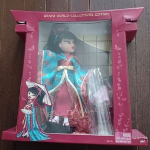 Bratz World Collector's Edition Tokyo Japan Geisha Kumi Doll
